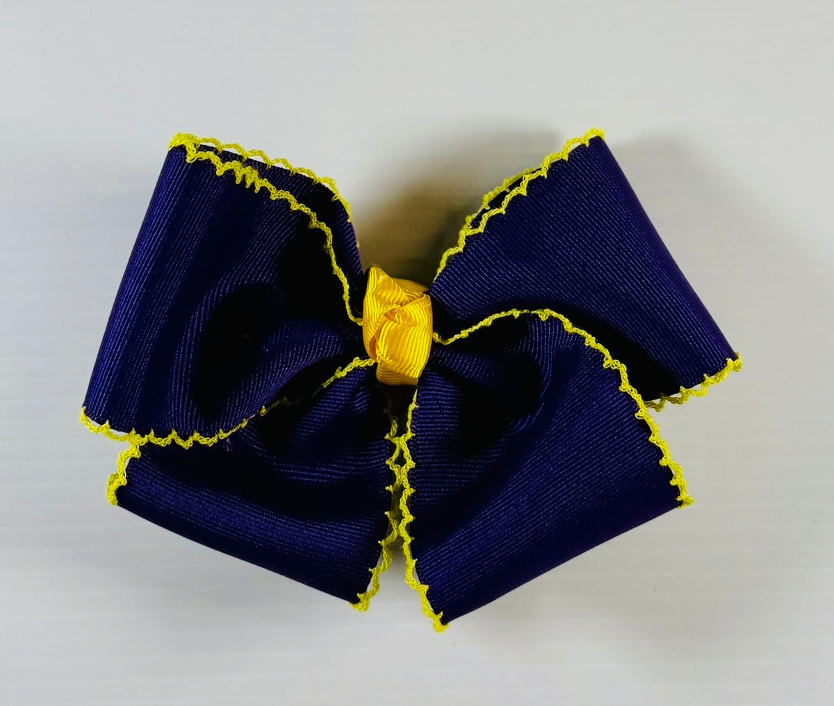 Bow Moon stitch